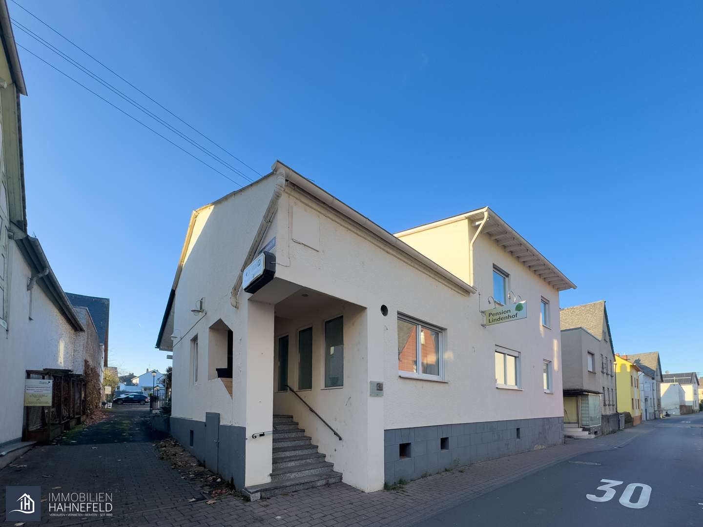 Thumbnail-Haus zum Kaufen in Limburg 690.000,00 € 668.48 m²