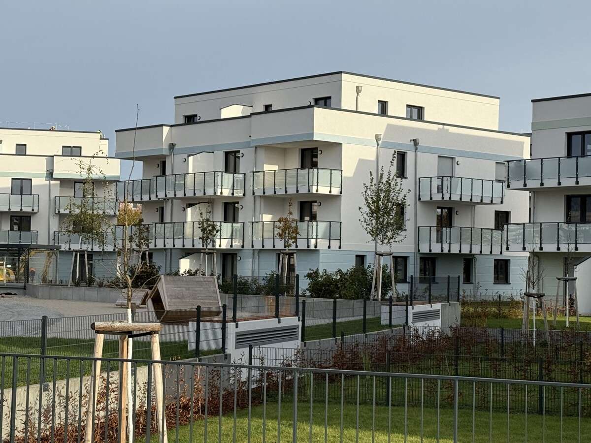 Thumbnail-Wohnung zum Mieten in Schönefeld 1.449,00 € 86.17 m²