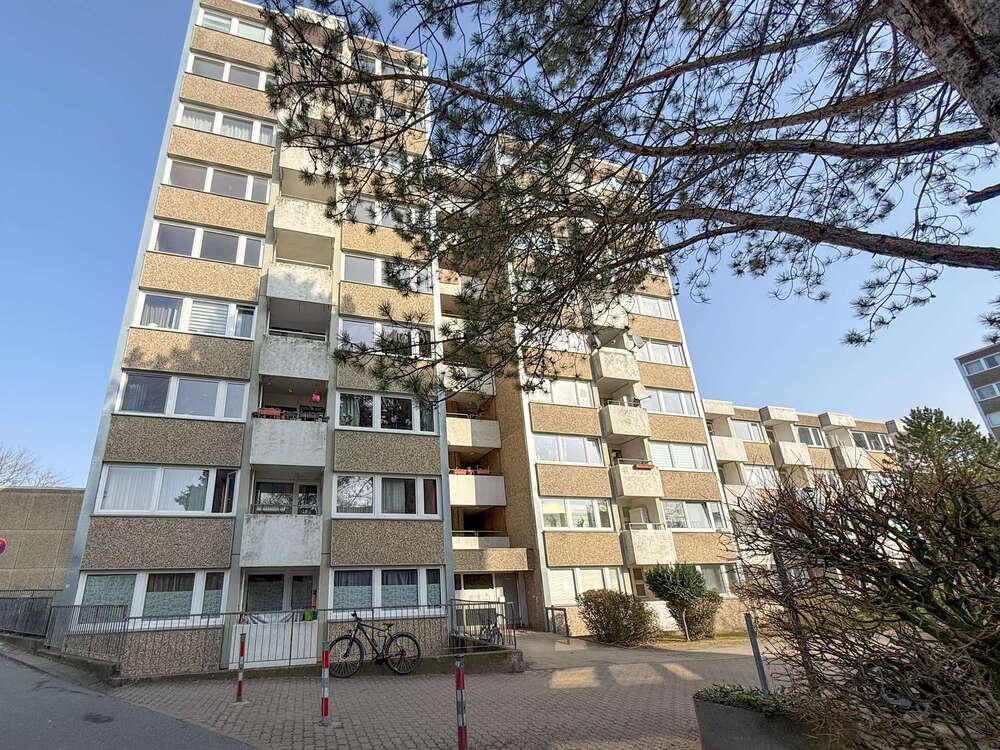 Thumbnail-Wohnung zum Kaufen in Pinneberg 199.000,00 € 88.31 m²