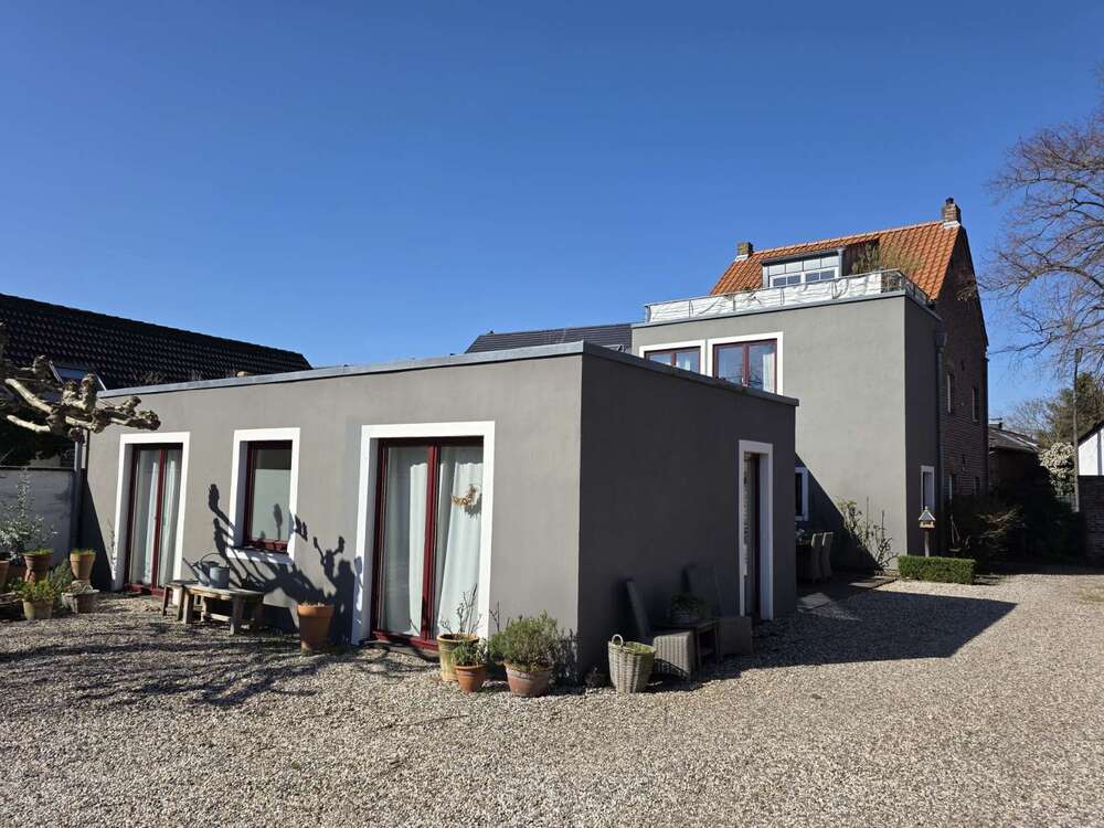 Thumbnail-Haus zum Kaufen in Köln 1.500.000,00 € 241 m²