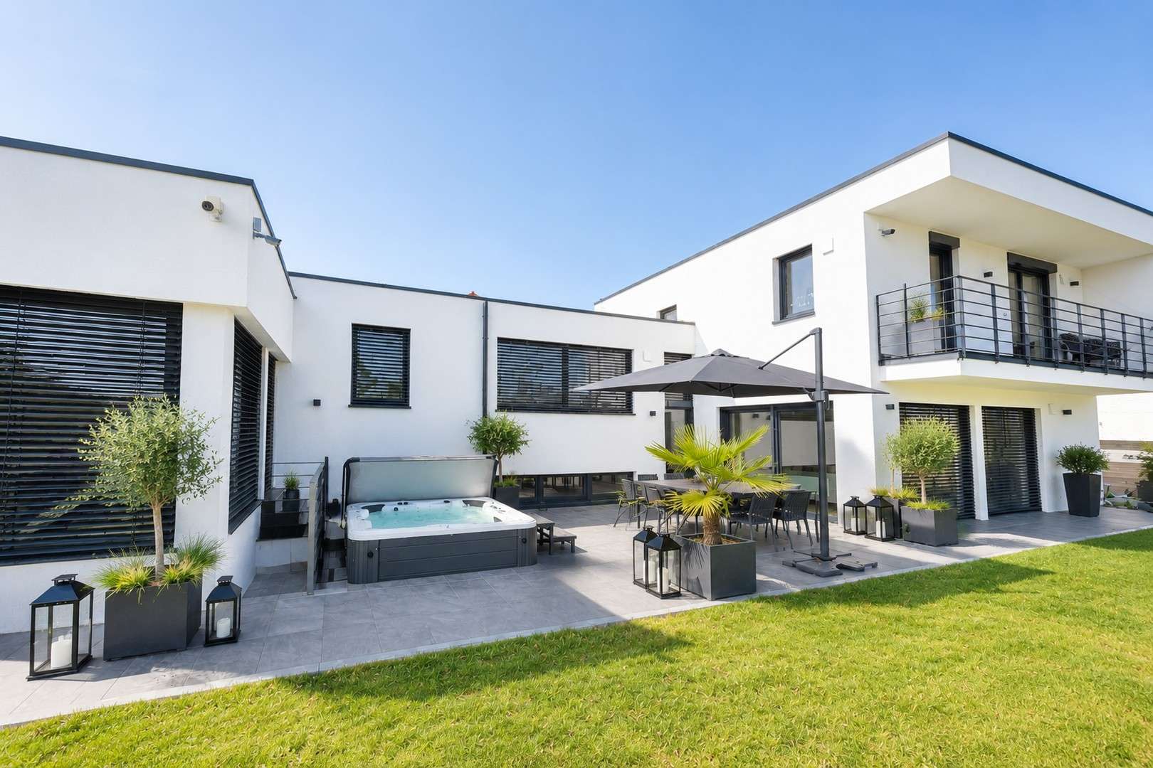 Thumbnail-Haus zum Kaufen in Ilsfeld 1.790.000,00 € 306 m²