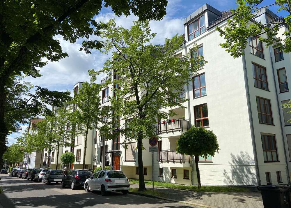 Thumbnail-Wohnung zum Mieten in Leipzig 870,00 € 96.65 m²