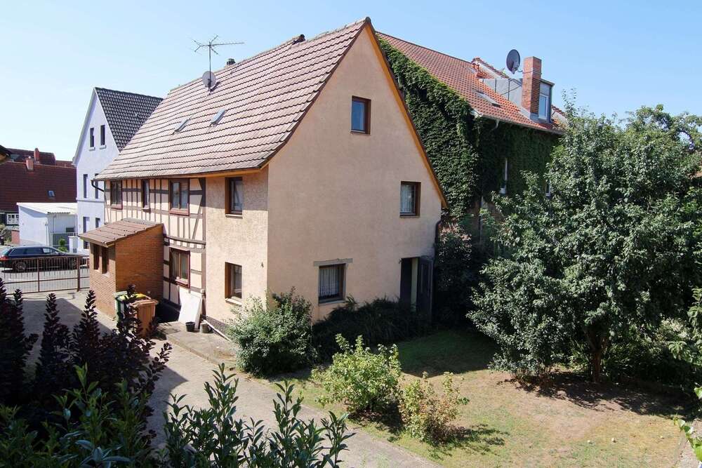 Thumbnail-Haus zum Kaufen in Erlensee 350.000,00 € 220 m²