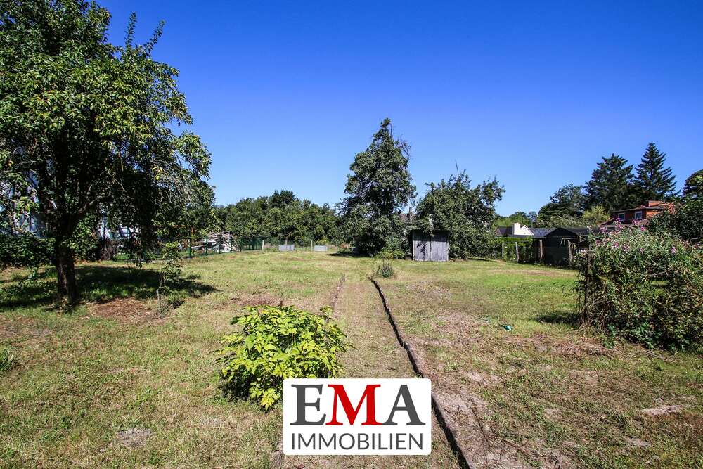 Thumbnail-Grundstück zu verkaufen in Brieselang 255.000,00 € 910 m²