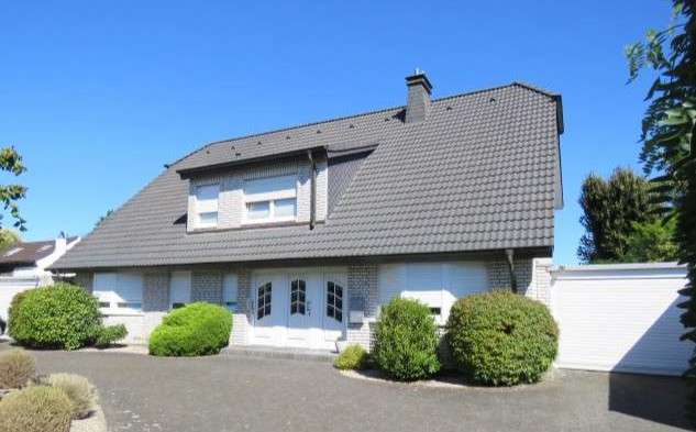 Thumbnail-Haus zum Kaufen in Willich-Neersen 895.000,00 € 240 m²