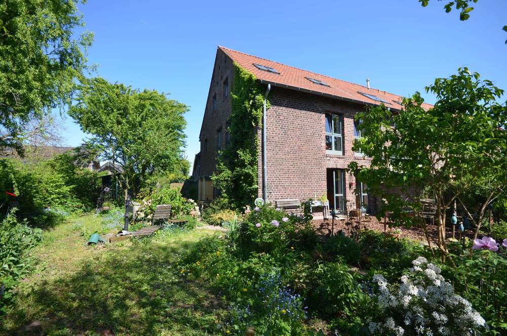 Thumbnail-Haus zum Kaufen in Neuss 695.000,00 € 164 m²