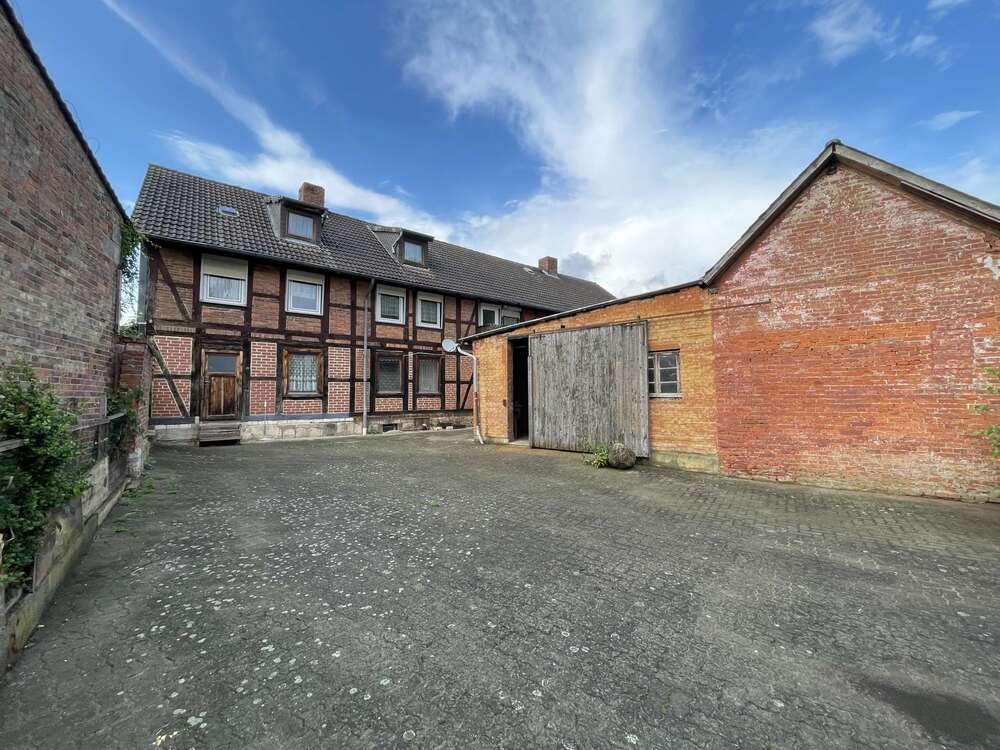 Thumbnail-Haus zum Kaufen in Süpplingenburg 75.000,00 € 200 m²