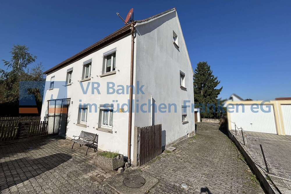 Thumbnail-Haus zum Kaufen in Schopfloch 155.000,00 € 140 m²