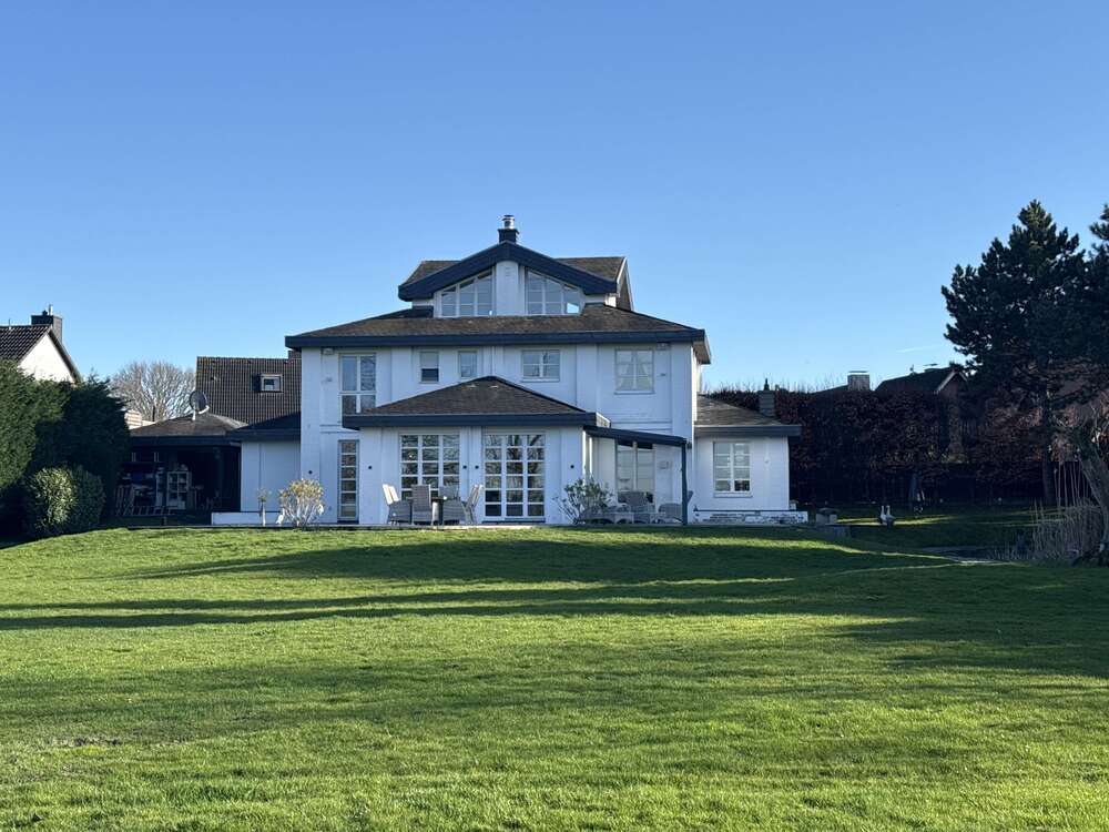 Thumbnail-Haus zum Kaufen in Grevenbroich 1.450.000,00 € 289 m²