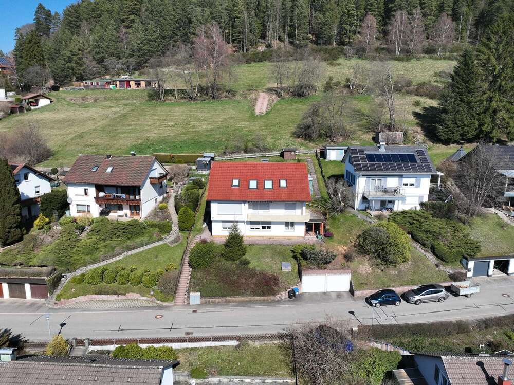 Thumbnail-Haus zum Kaufen in Baiersbronn 459.000,00 € 236 m²