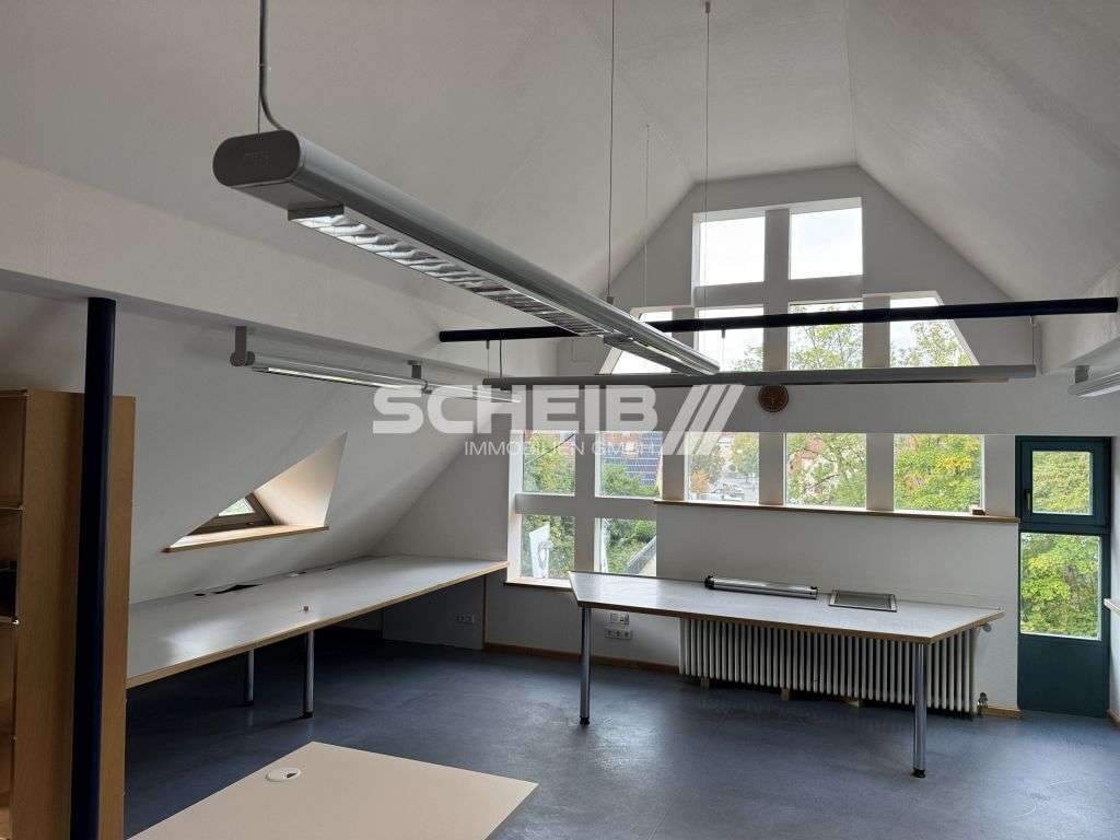 Thumbnail-Büro in Satteldorf 999,12 € 218.14 m²