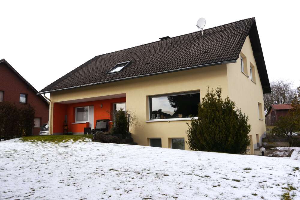 Thumbnail-Haus zum Kaufen in Brilon 239.000,00 € 270 m²