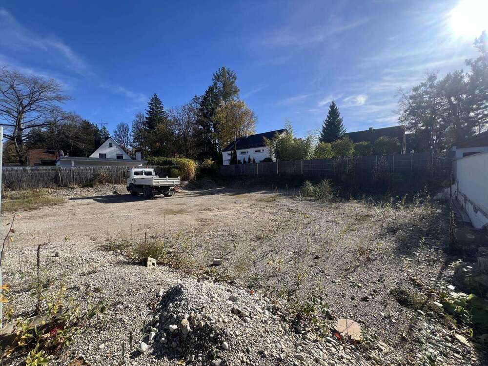 Thumbnail-Grundstück zu verkaufen in Brunnthal 1.250.000,00 € 751 m²