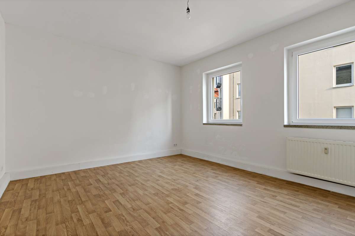 Thumbnail-Wohnung zum Mieten in Halle 559,00 € 73 m²