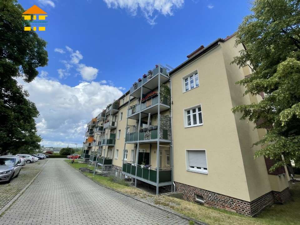 Thumbnail-Wohnung zum Kaufen in Chemnitz 65.000,00 € 65.74 m²