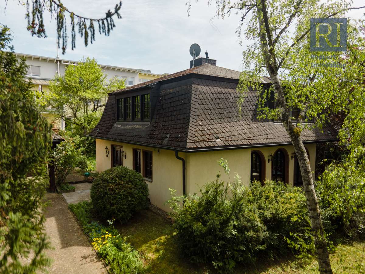 Thumbnail-Haus zum Kaufen in Würzburg 1.192.000,00 € 165 m²