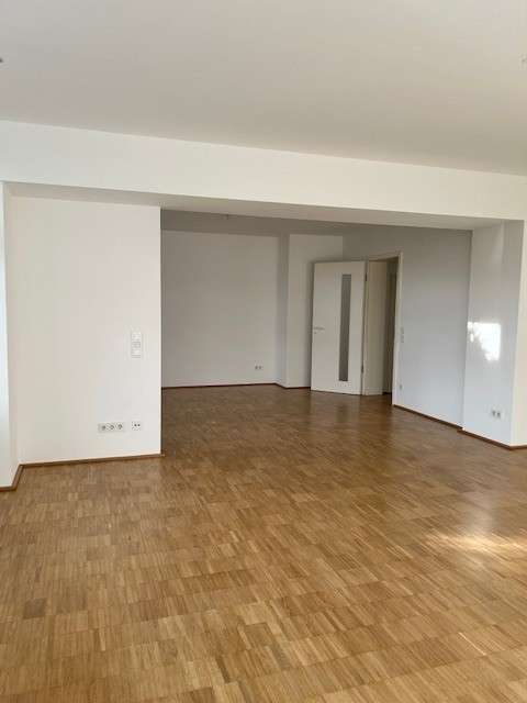 Thumbnail-Wohnung zum Mieten in Duisburg 1.500,00 € 118 m²