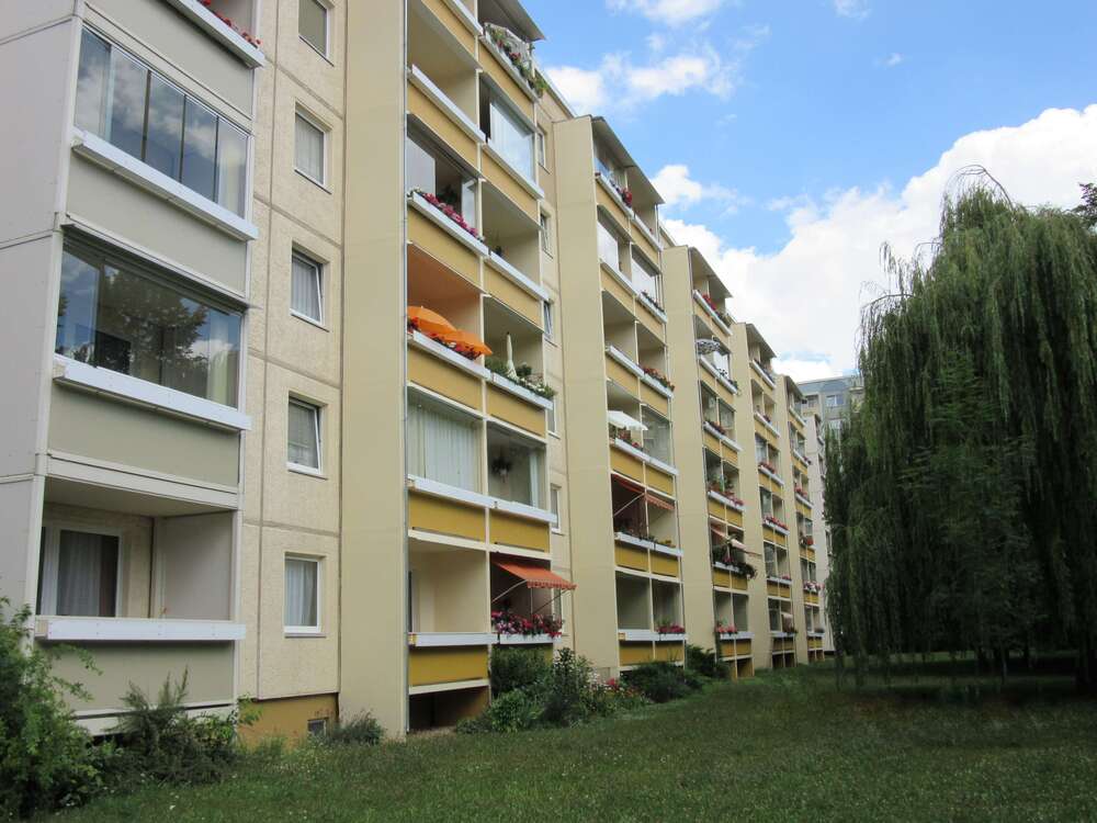 Thumbnail-Wohnung zum Mieten in Gera 204,23 € 35.37 m²