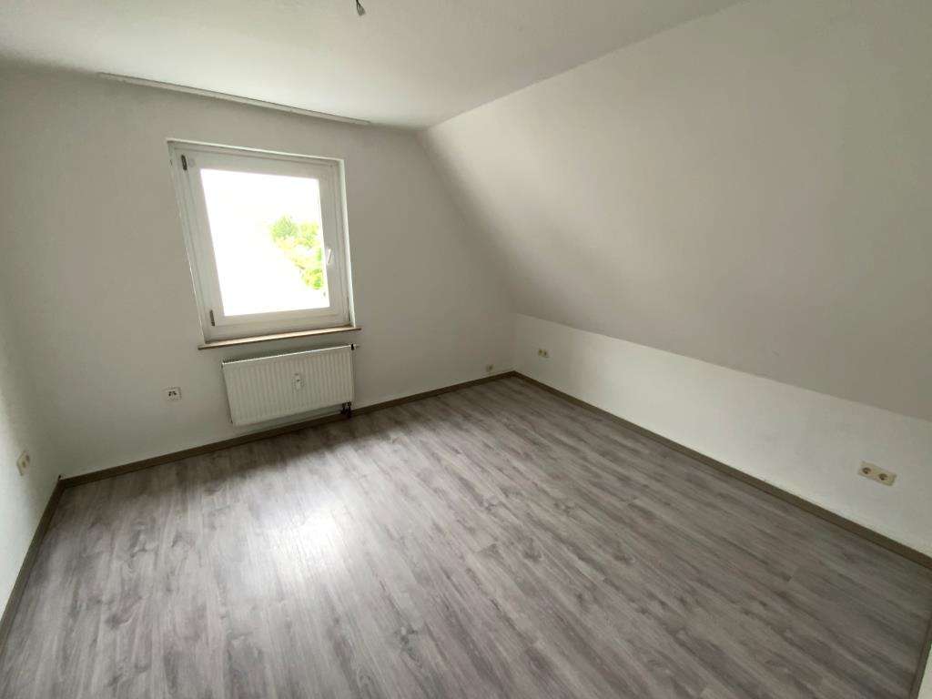 Thumbnail-Wohnung zum Mieten in Plettenberg 339,00 € 37.98 m²