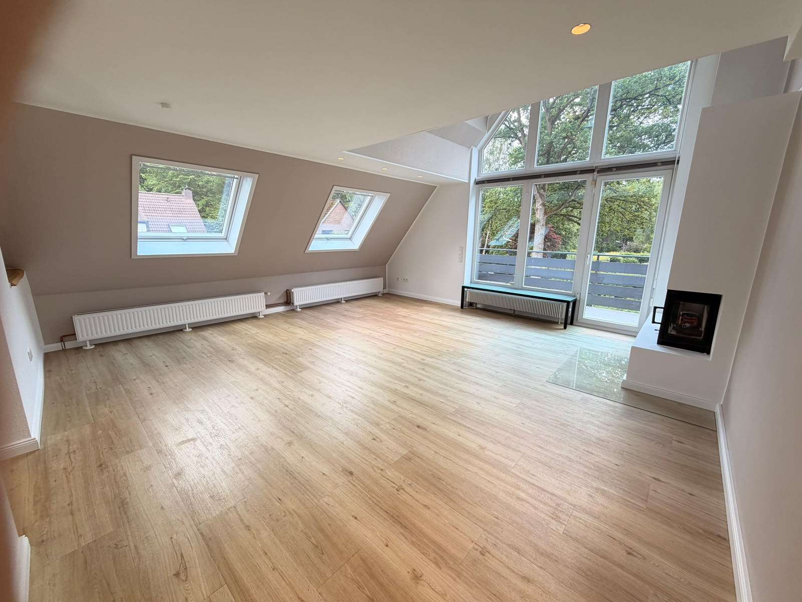 Thumbnail-Wohnung zum Mieten in Hamburg 2.070,00 € 120 m²
