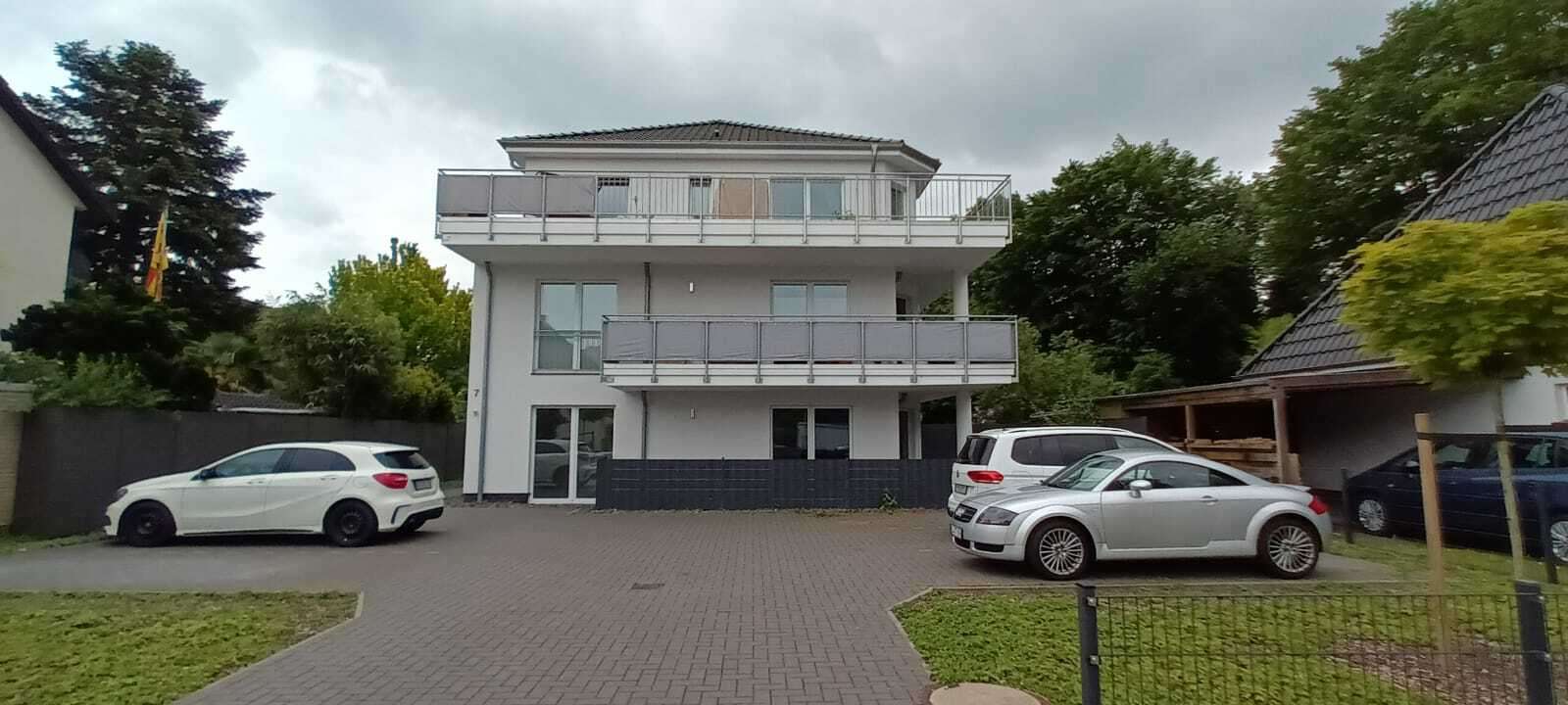 Thumbnail-Wohnung zum Mieten in Oldenburg 1.150,00 € 121.92 m²