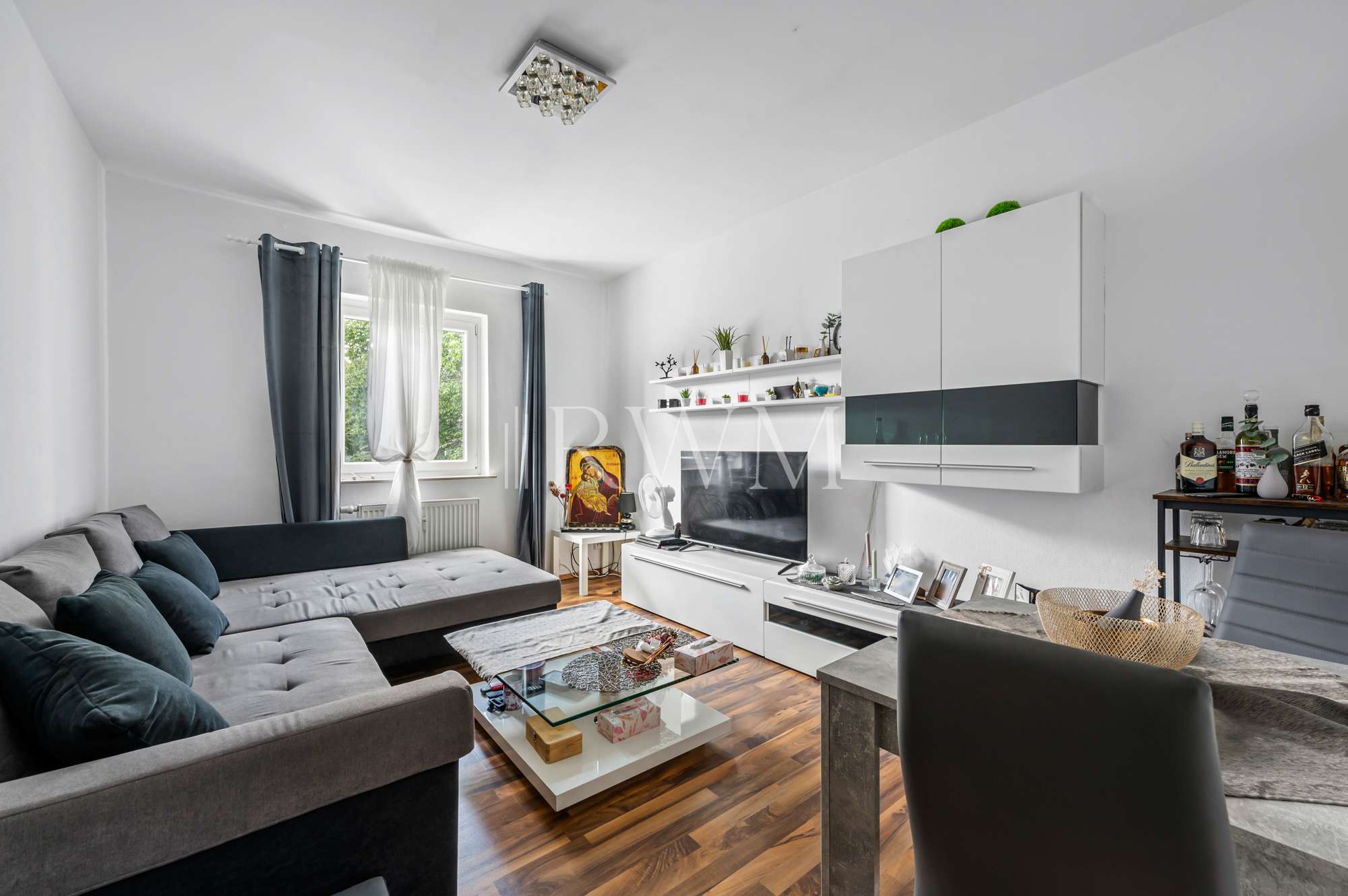 Thumbnail-Wohnung zum Kaufen in Stuttgart 219.000,00 € 51.93 m²