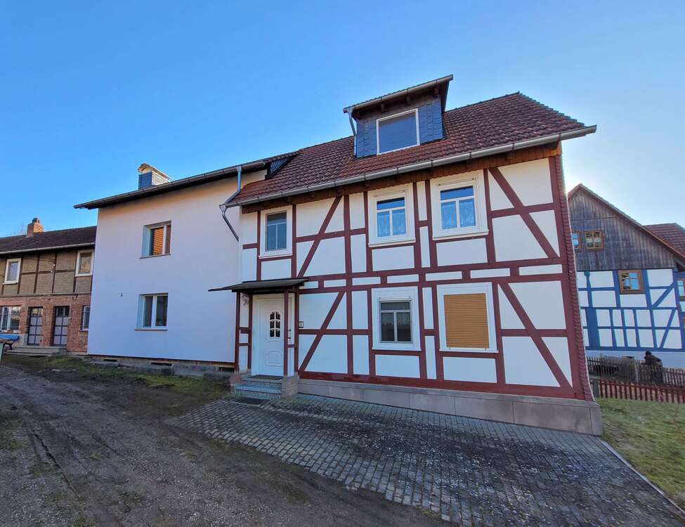 Thumbnail-Haus zum Kaufen in Niederaula 310.000,00 € 232 m²