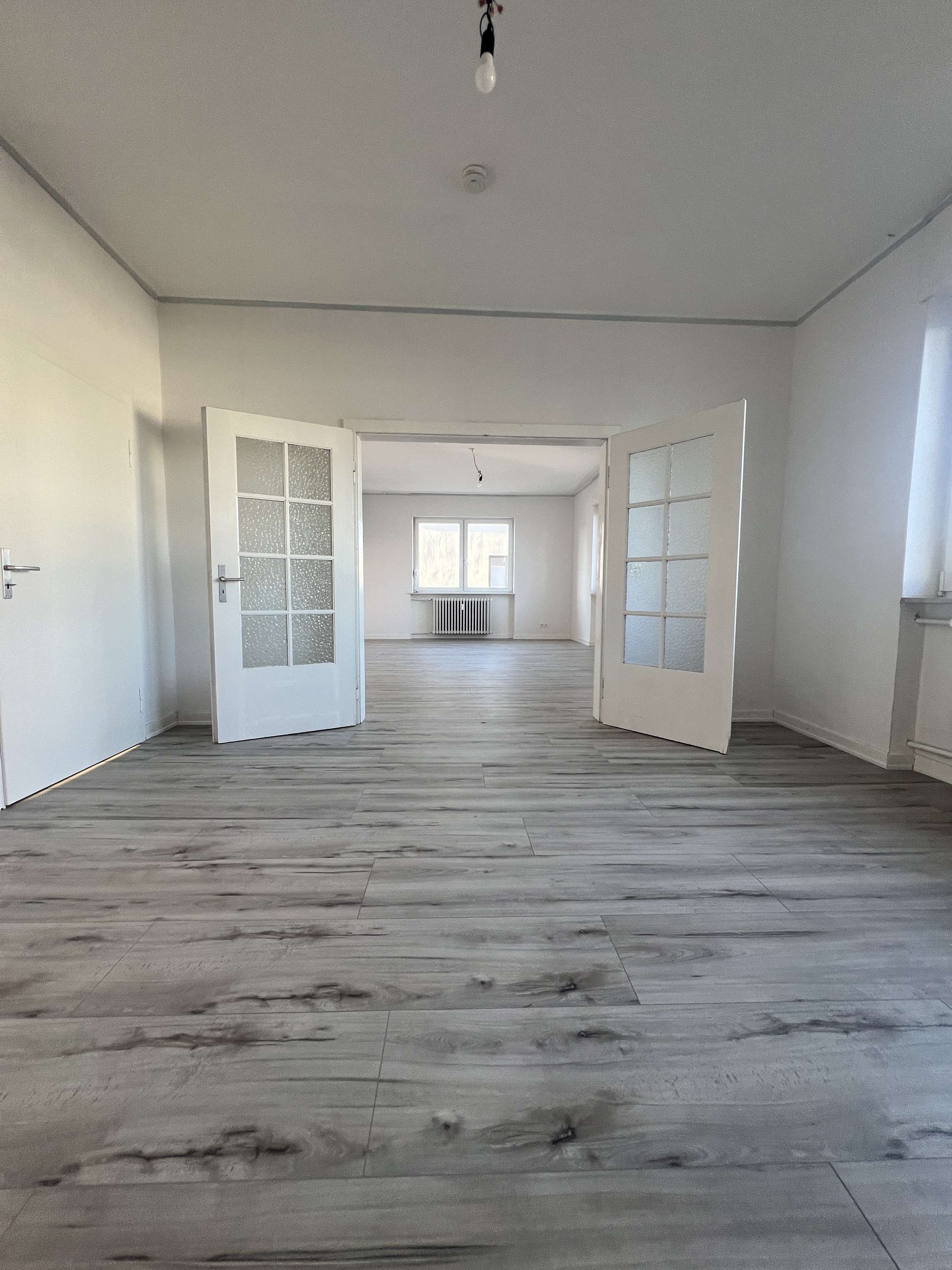 Thumbnail-Wohnung zum Mieten in Saarbrücken 870,00 € 117 m²