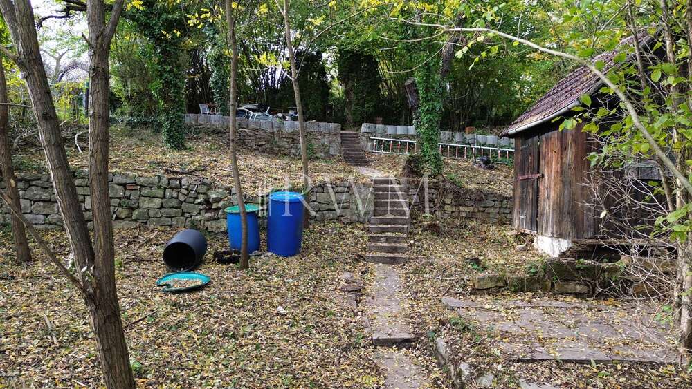 Thumbnail-Grundstück zu verkaufen in Stuttgart 49.500,00 € 680 m²