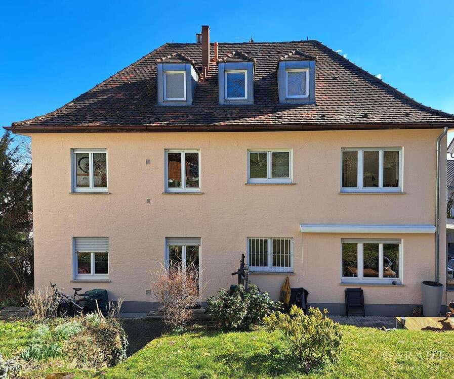 Thumbnail-Haus zum Kaufen in Stuttgart 1.799.000,00 € 270 m²