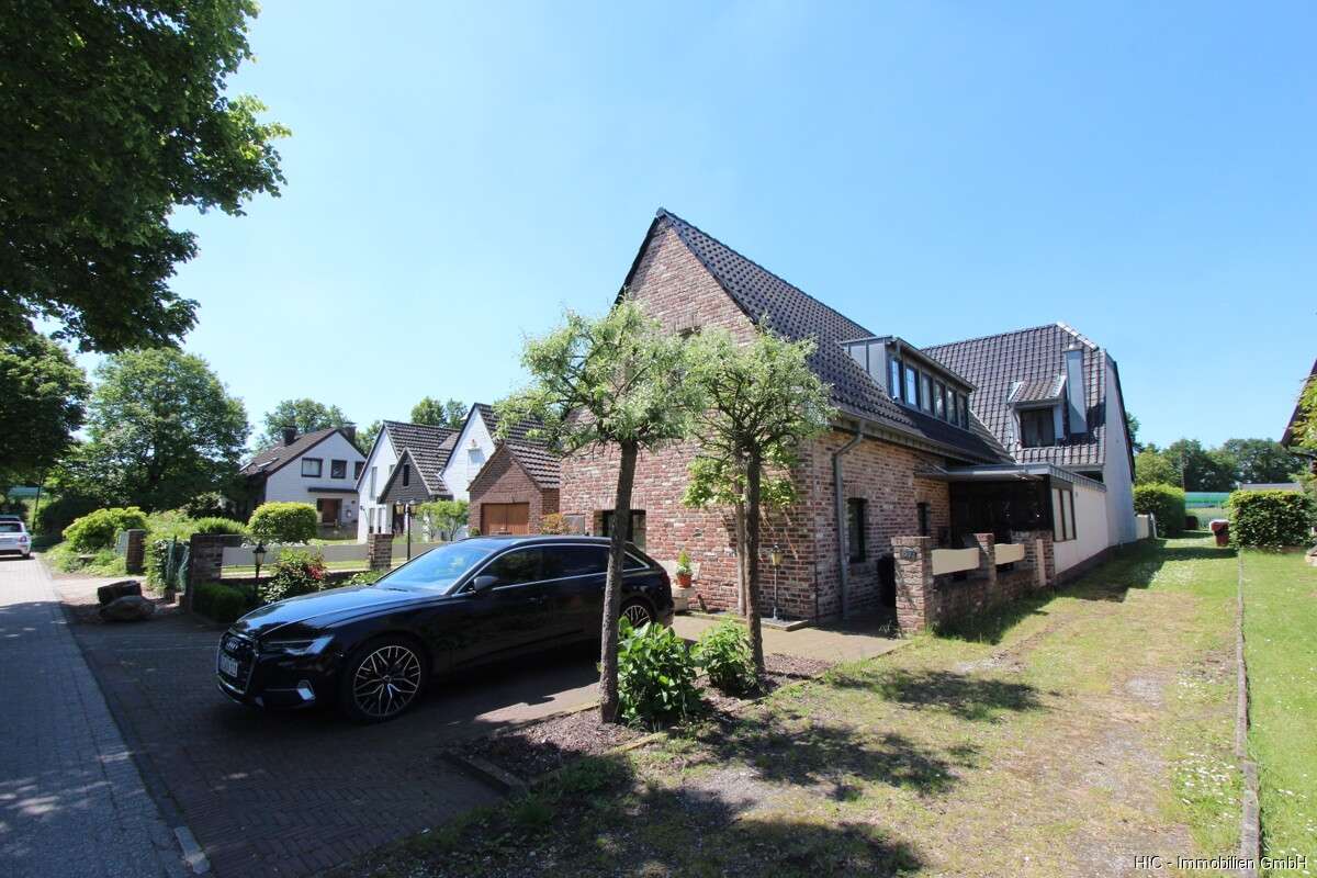 Thumbnail-Haus zum Mieten in Nettetal 865,00 € 105 m²