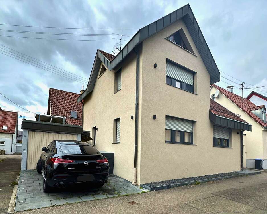 Thumbnail-Haus zum Kaufen in Esslingen am Neckar 625.000,00 € 110 m²