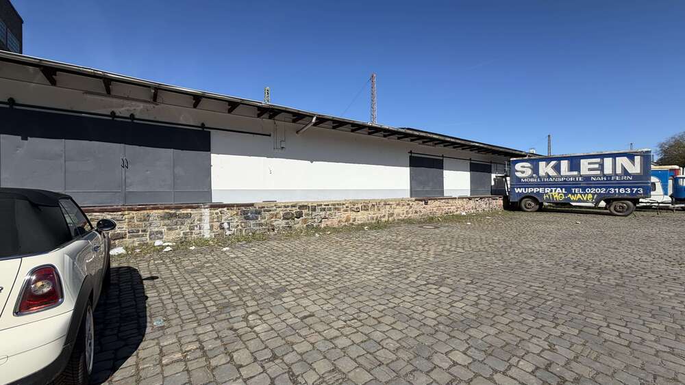 Thumbnail-Halle in Wuppertal 6.300,00 € 1100 m²
