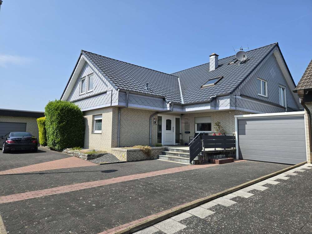 Thumbnail-Haus zum Kaufen in Bedburg 590.000,00 € 166.06 m²