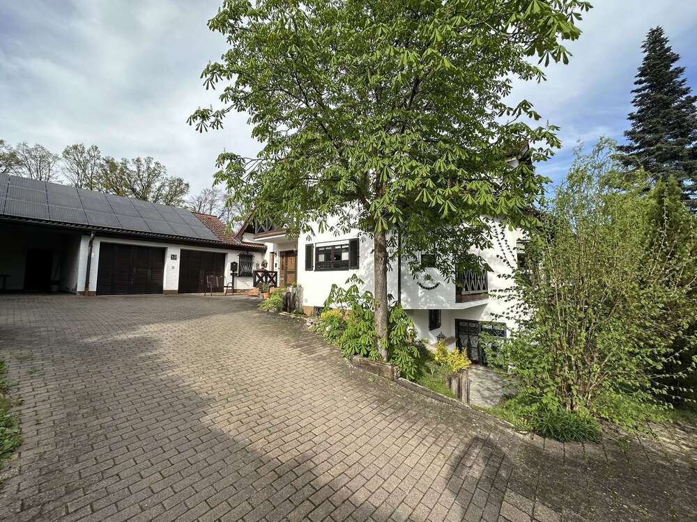 Thumbnail-Haus zum Kaufen in Weisendorf 670.000,00 € 235 m²