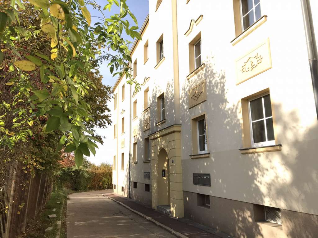 Thumbnail-Wohnung zum Mieten in Halle (Saale) 400,00 € 54 m²