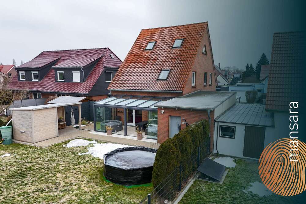 Thumbnail-Haus zum Kaufen in Schönebeck (Elbe) 329.000,00 € 129.23 m²