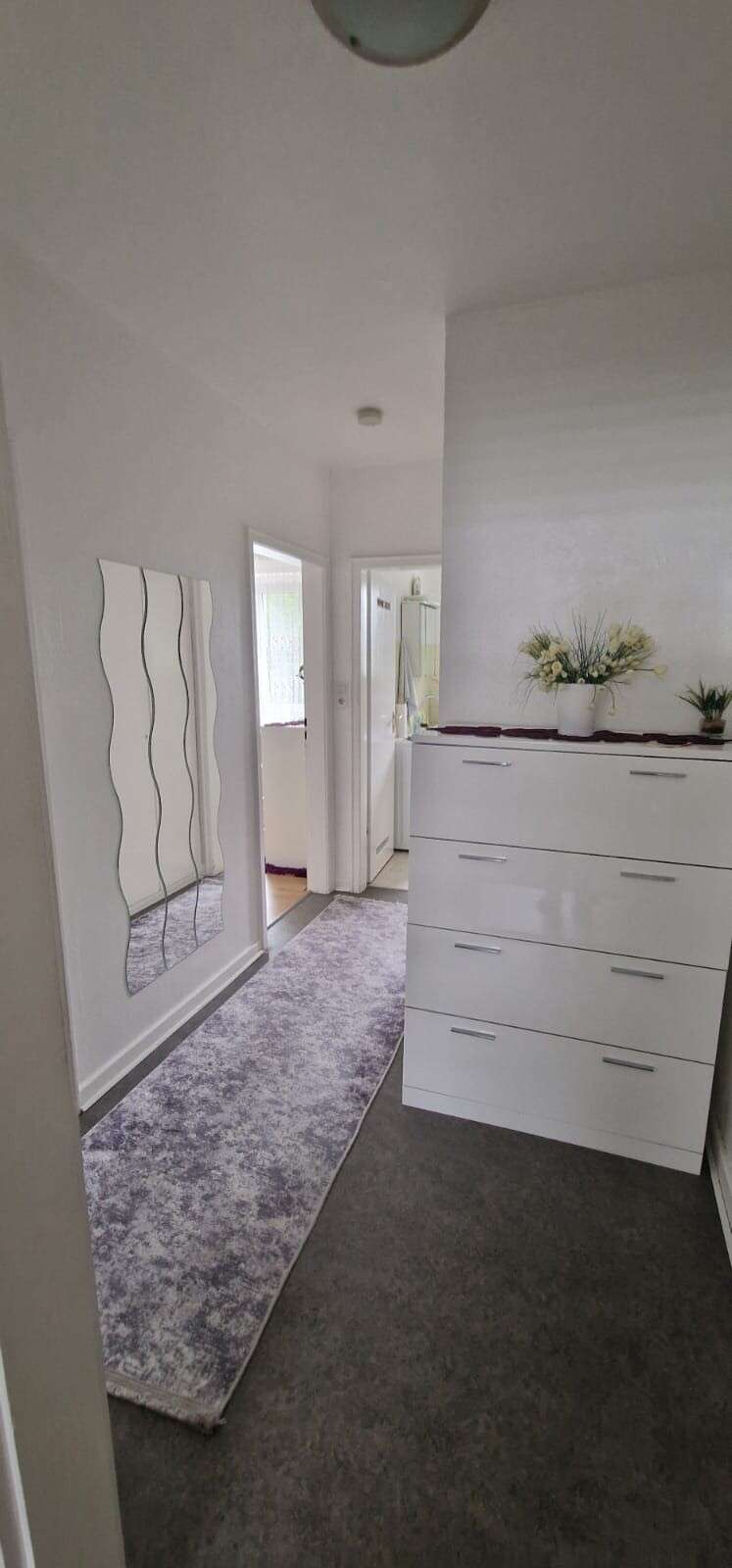 Thumbnail-Wohnung zum Kaufen in Düsseldorf-Wersten 189.000,00 € 54 m²