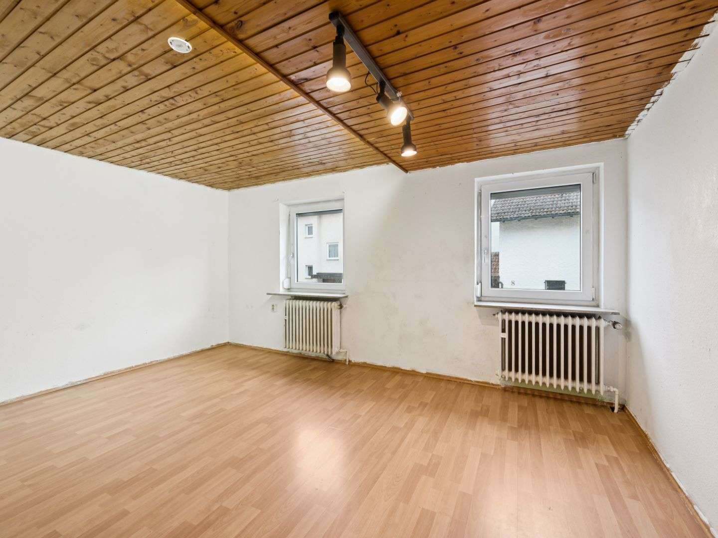 Thumbnail-Haus zum Kaufen in Köngen 499.000,00 € 202 m²