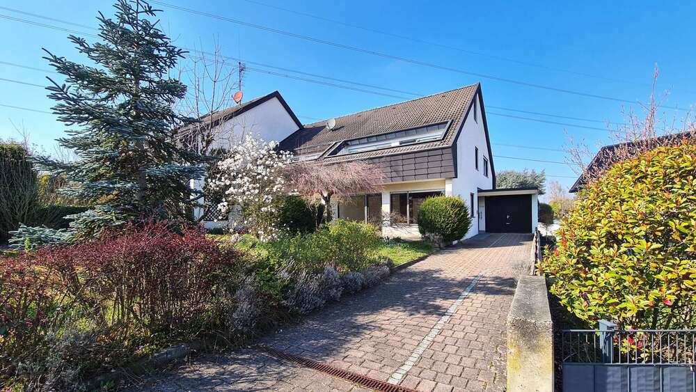 Thumbnail-Haus zum Kaufen in Leonberg 530.000,00 € 131 m²