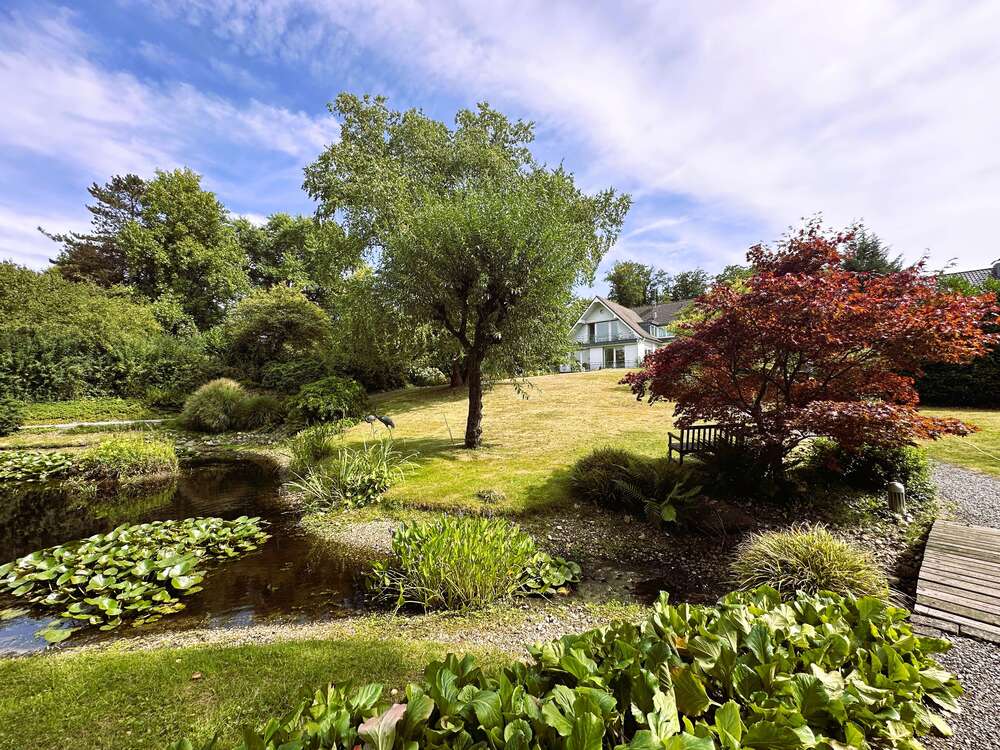 Thumbnail-Haus zum Kaufen in Ratingen-Hösel 2.490.000,00 € 537 m²