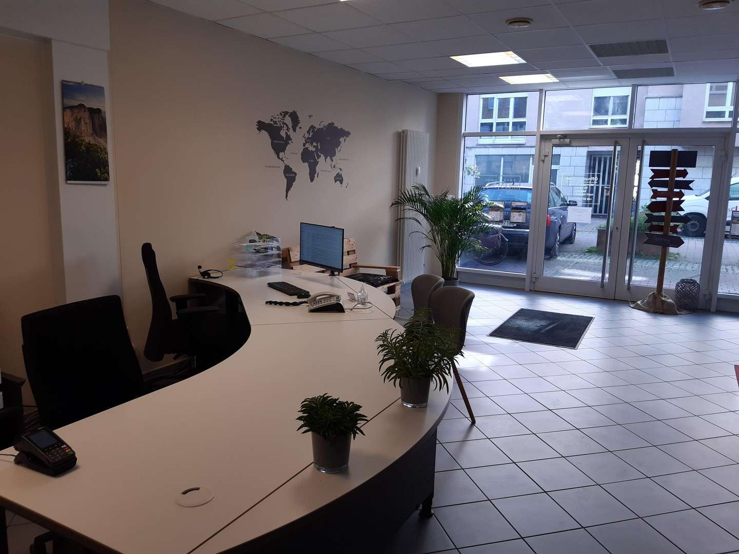 Thumbnail-Einzelhandel in Dresden - Innere Neustadt 1.200,00 € 63.18 m²