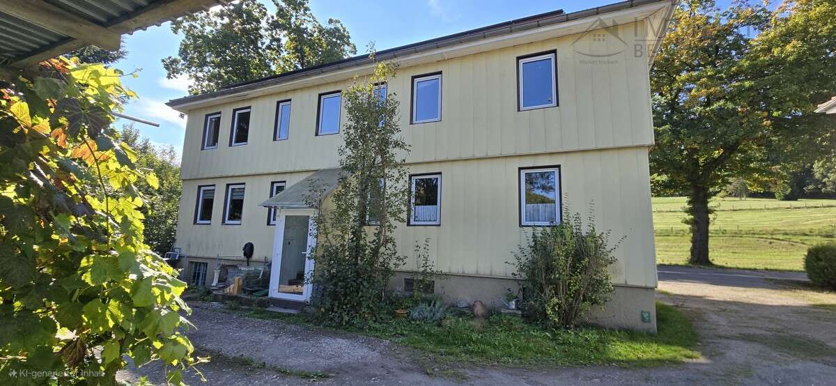 Thumbnail-Haus zum Kaufen in Hückeswagen 165.000,00 € 190 m²
