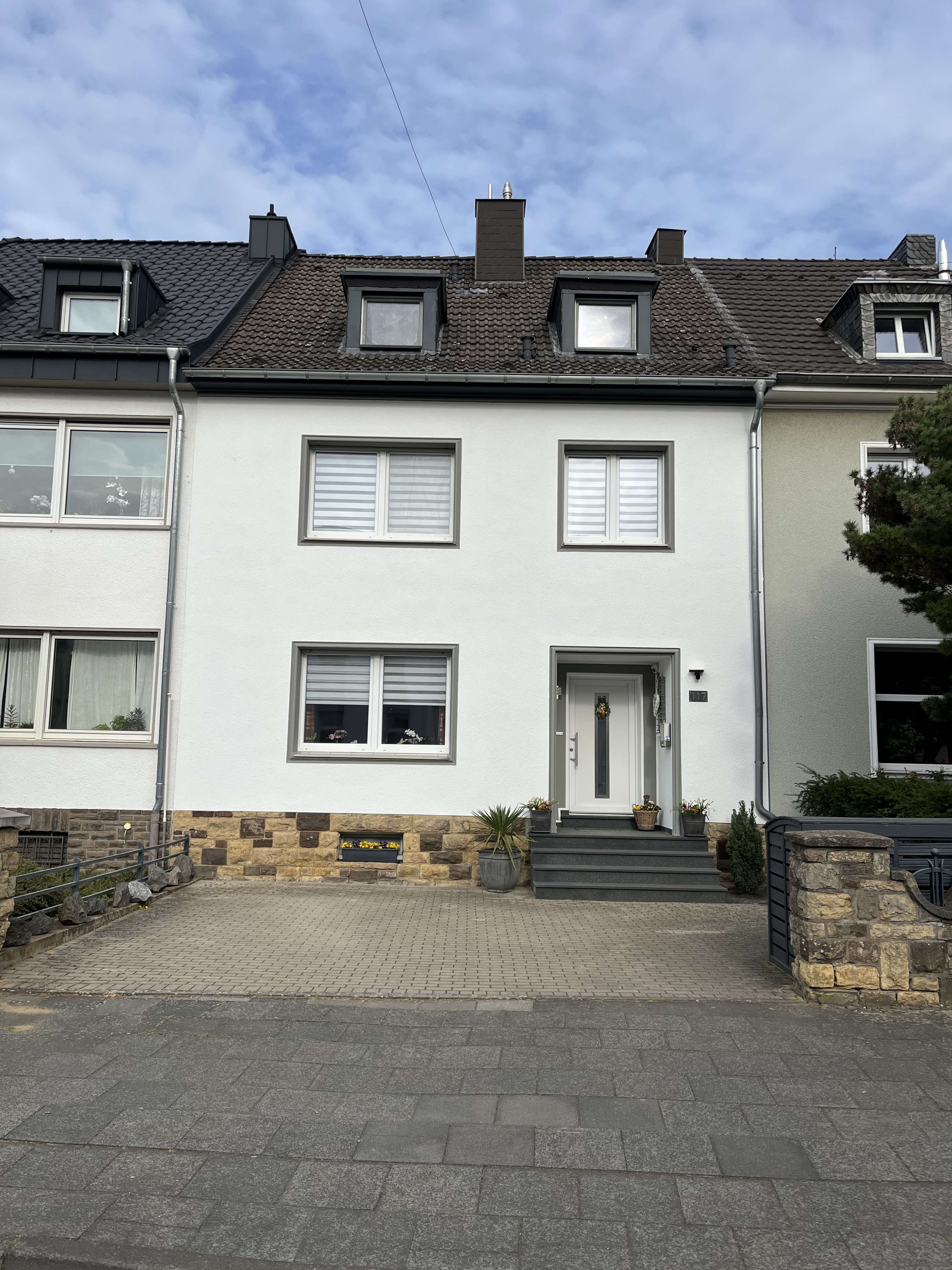 Thumbnail-Haus zum Kaufen in Euskirchen 475.000,00 € 181 m²