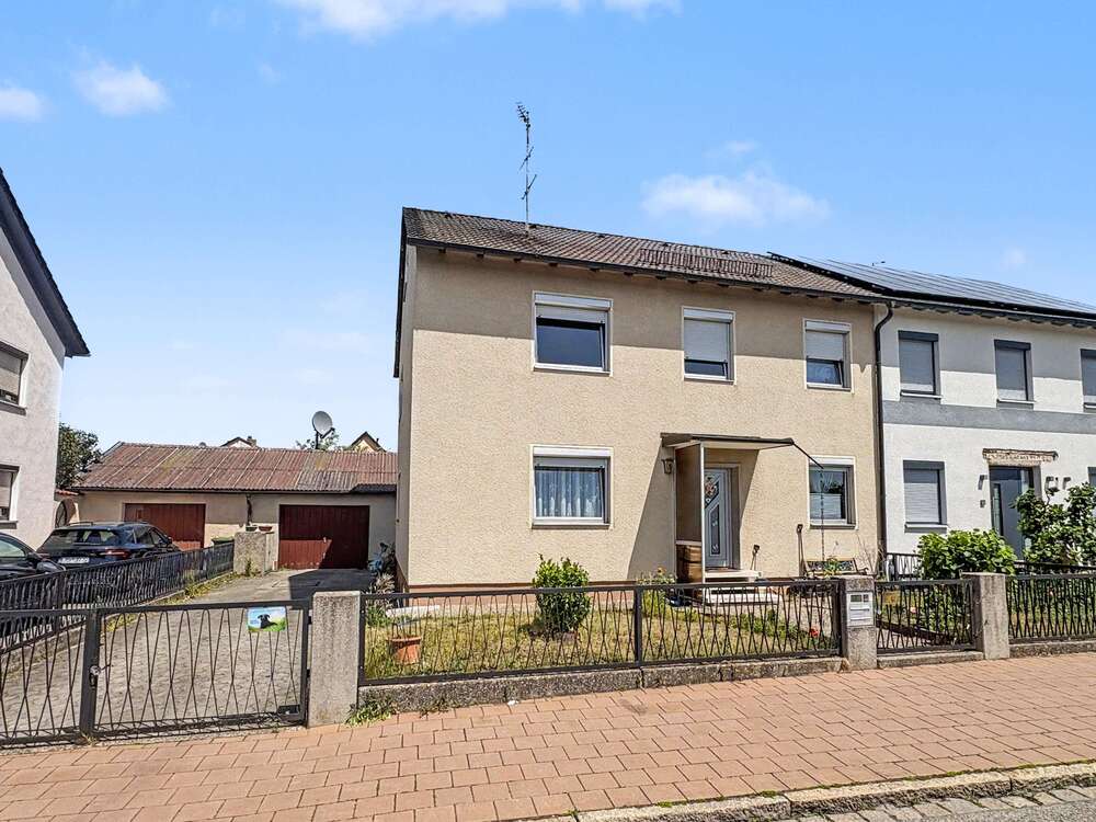 Thumbnail-Haus zum Kaufen in Röthenbach an der Pegnitz 445.000,00 € 155 m²