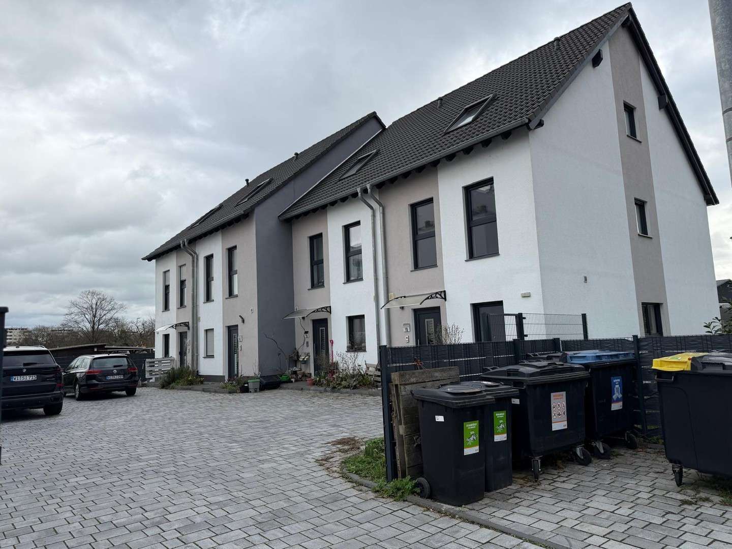 Thumbnail-Haus zum Mieten in Mainz Kastel 2.800,00 € 140 m²