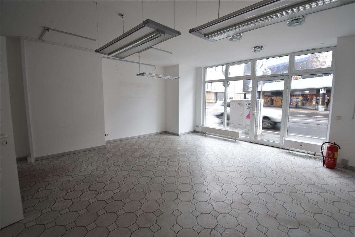 Thumbnail-Einzelhandel in Krefeld 550,00 € 59.79 m²