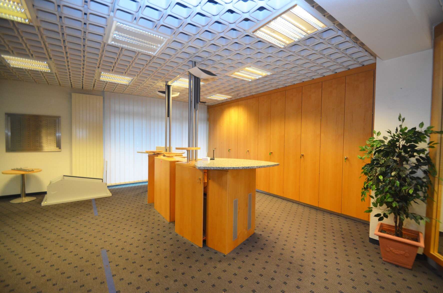 Thumbnail-Büro in Wesseling 860,00 € 71.9 m²