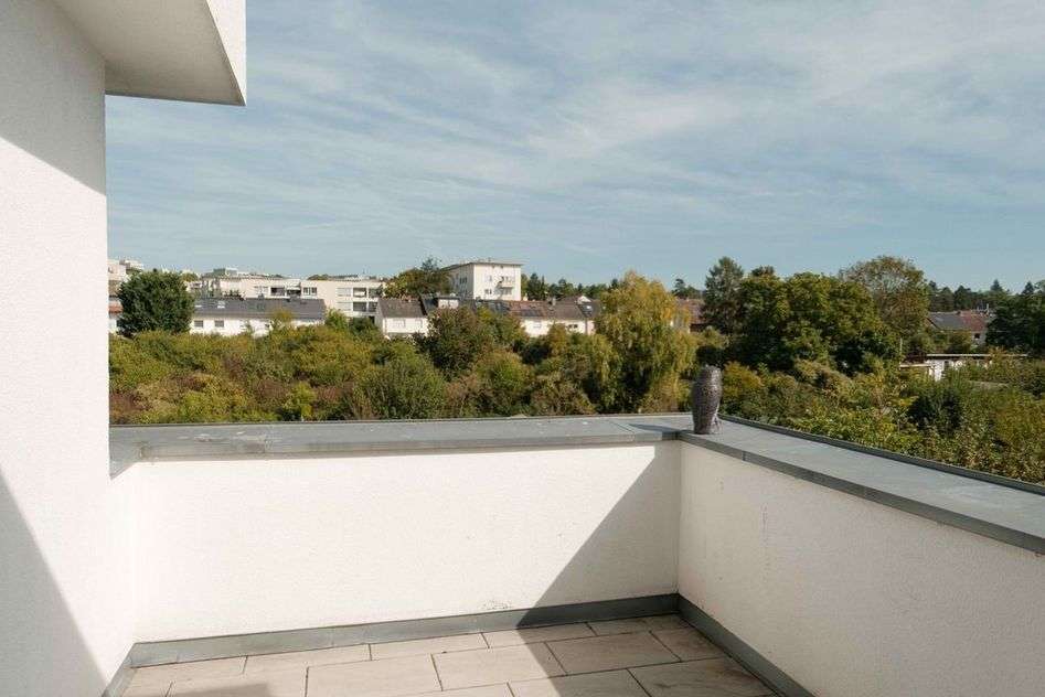 Thumbnail-Wohnung zum Kaufen in Wiesbaden 759.000,00 € 136 m²