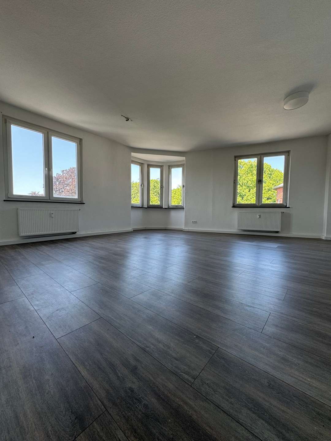 Thumbnail-Wohnung zum Mieten in Eschweiler 890,00 € 98 m²